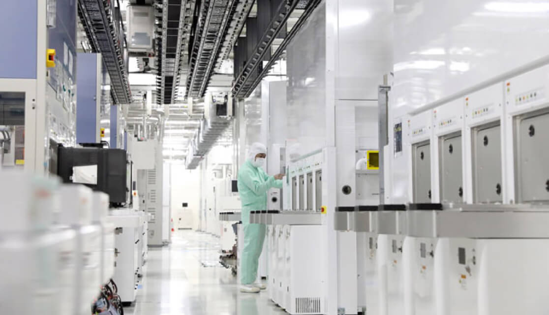 クリーンルーム内風景