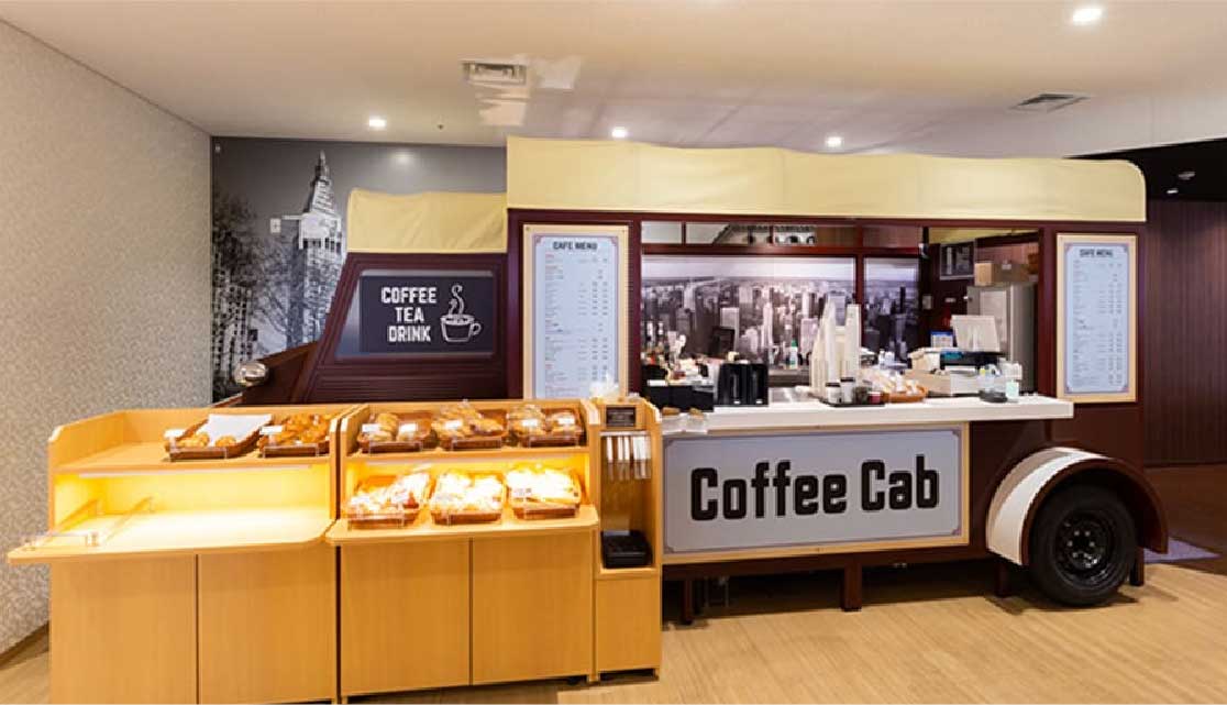 四日市工場のカフェ